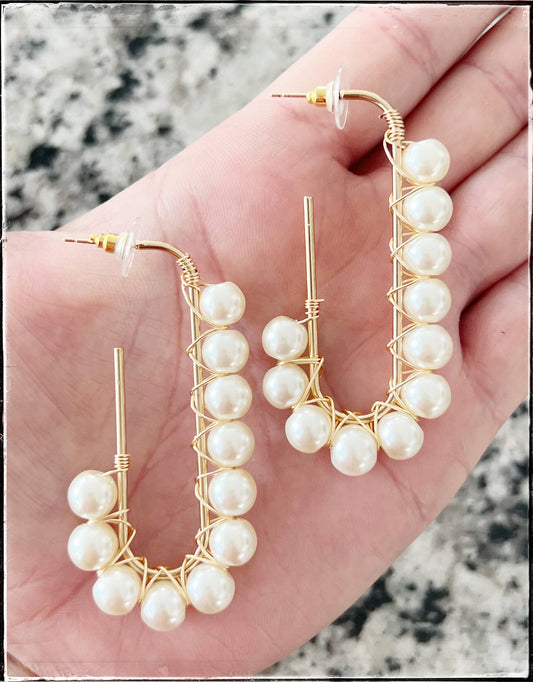 Pearl Dangle Earring